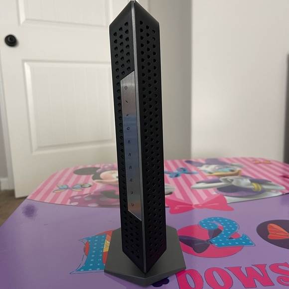 NETGEAR° Nighthawk Bundle- Modem and Smart Router - Picture 13 of 13